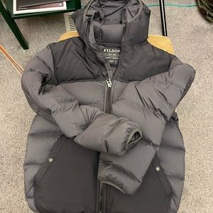 Filson Feather weight down 800 fill small